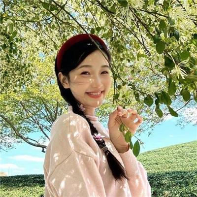 两个月亮